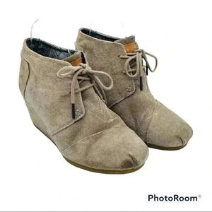 Toms Taupe, Tan Suede Lined Wedge Bootie